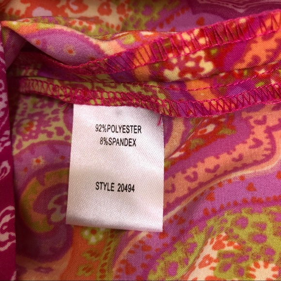 TravelSmith 3/4 Sleeve V Neck Tunic SP - Picture 8 of 8